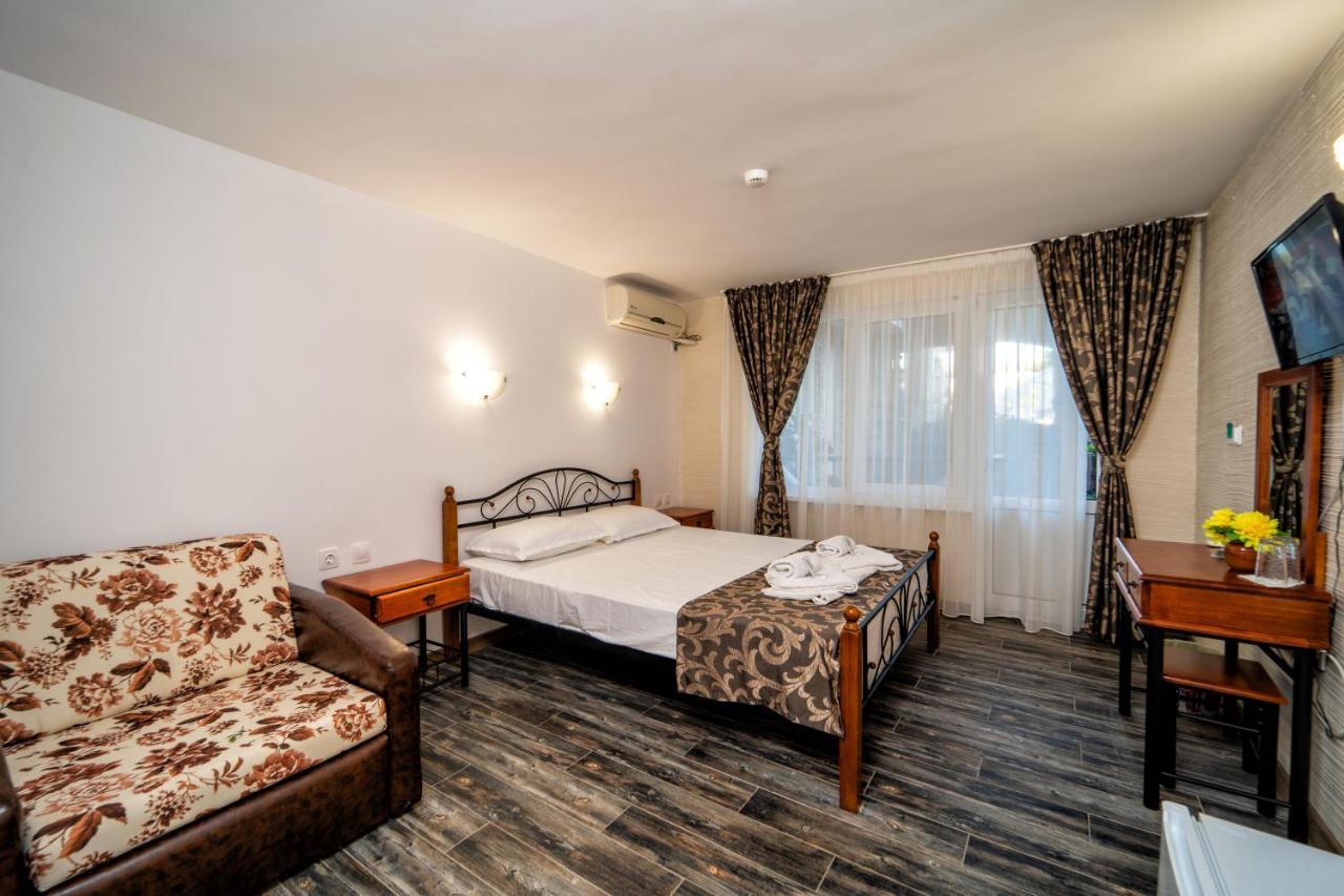 Villa Marieta Guesthouse Балчик Екстер'єр фото